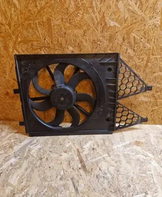 Volkswagen Polo V 6R Radiator cooling fan shroud 6R0959455E 22042015 0486340895
