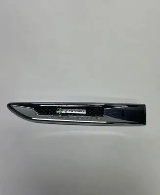 Jaguar XE Fender trim (molding) GX7M280B11