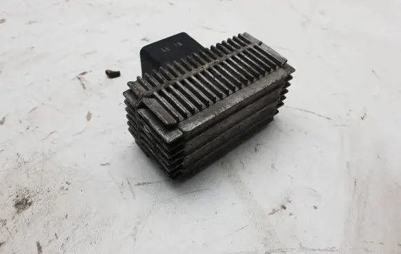 Opel Frontera B Glow plug pre-heat relay 09132691 51299008