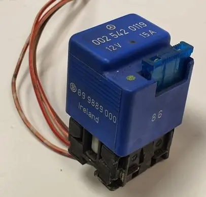 Mercedes-Benz E W124 Other relay 0025420119