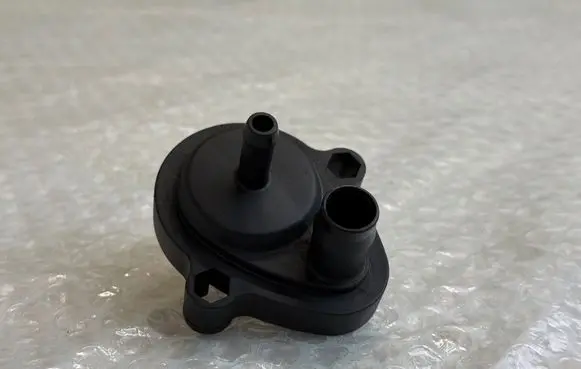 BMW 5 E39 Fuel return line/hose 