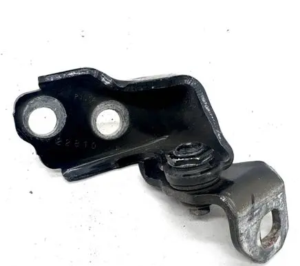 Ford Fusion II Front door lower hinge P001A
