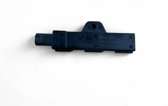 BMW i4 Keyless system antenna 023AA1970P 4713 0547