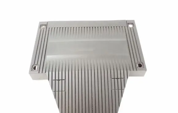 Opel Corsa F Engine cover (trim) 9835354180