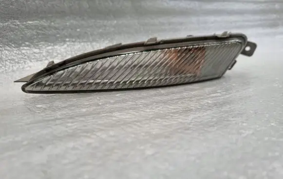 Opel Astra J Front indicator light 662588537