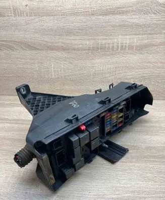 Volvo S60 Fuse box set 9494210