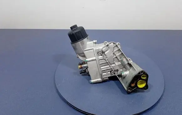 Engine oil radiator