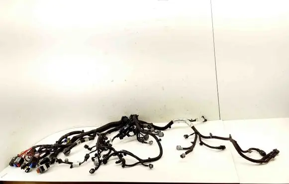 Renault Captur II Engine installation wiring loom 240118244S 243512602R