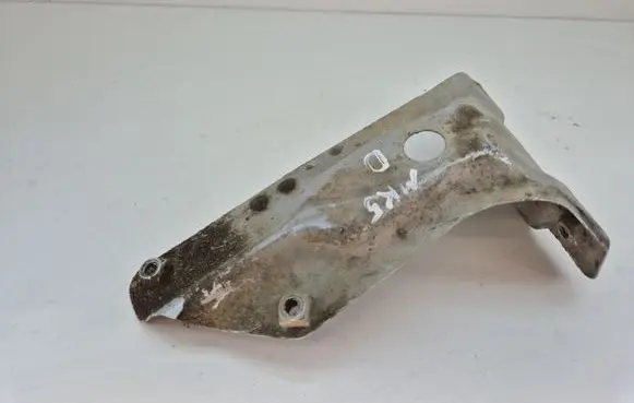 Volkswagen Golf V Fender mounting bracket 1K8821136