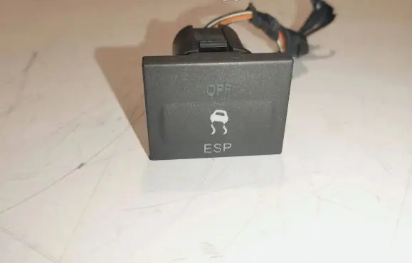 Ford Focus C-MAX ESP (stability program) switch 
