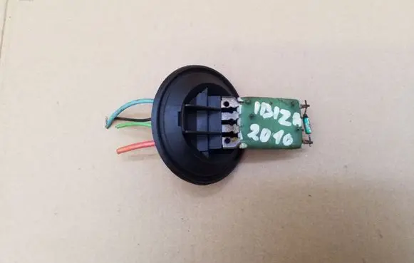 Seat Ibiza IV (6J,6P) Heater blower motor/fan resistor 12375