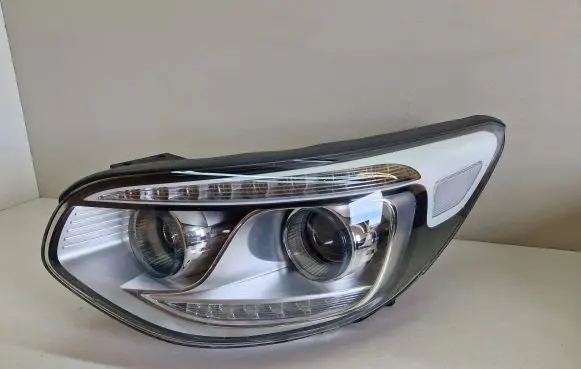 KIA Soul Headlight/headlamp 92101