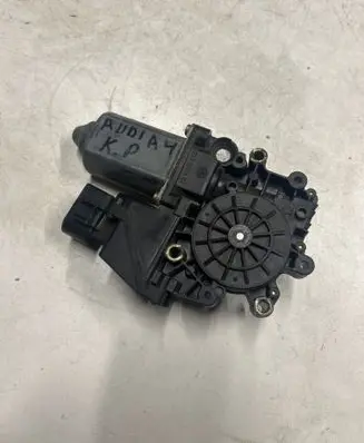Audi A4 S4 B5 8D Front door window regulator motor 113846113 05071902