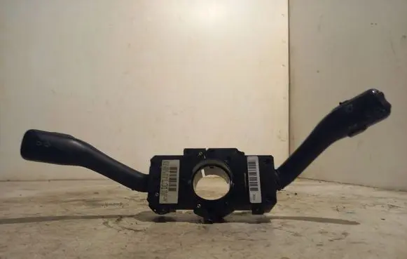 Audi A3 S3 8L Wiper turn signal indicator stalk/switch 8L0953513G