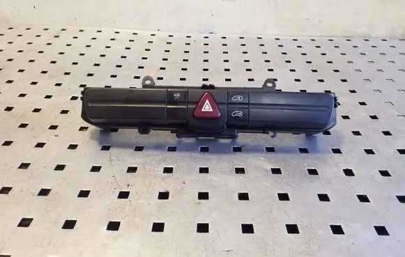 Volkswagen Crafter Hazard light switch 9065454107 3368120105