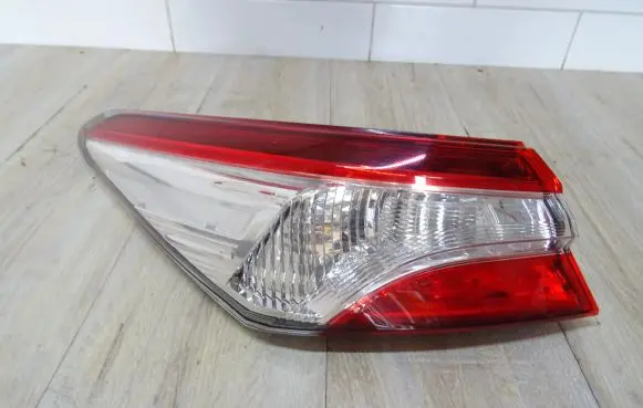 Toyota Camry VIII XV70 Rear/tail lights