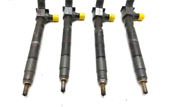 Opel Insignia B Fuel injectors set 55490361