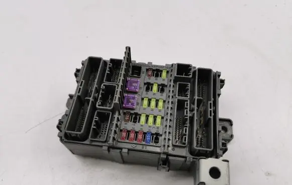 Honda Accord Fuse module TL0E213EC