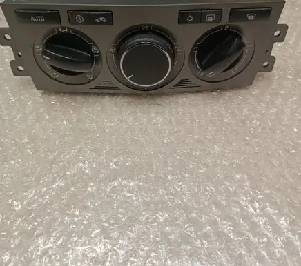 Opel Antara Climate control unit 20888074