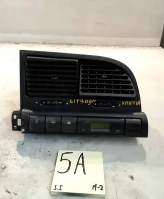 Citroen Xantia Dashboard 9617260580