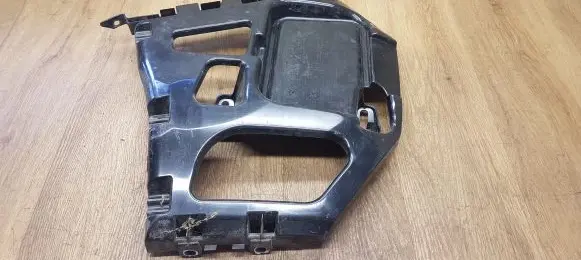 BMW 2 F22 F23 Rear bumper mounting bracket 7285533