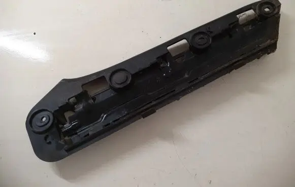 Volkswagen Caddy Front bumper mounting bracket 1T0807936