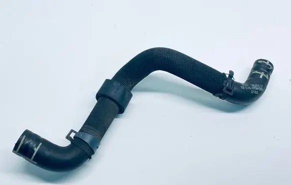Volkswagen Golf VII Engine coolant pipe/hose 5Q0122063