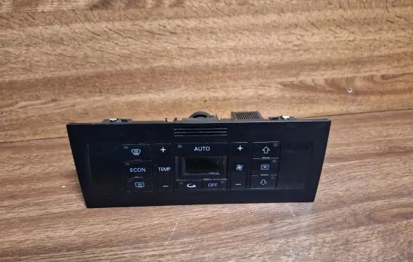 Audi A3 S3 8L Climate control unit 8L0820043H 5HB00818400