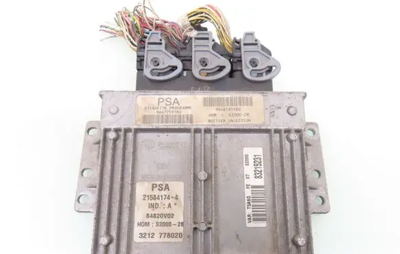 Peugeot 307 Engine control unit/module 9646185180 9647759780