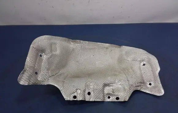 Audi A8 S8 D4 4H Exhaust heat shield 4H0825621C