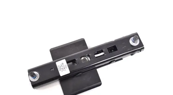 Ford Focus Seat belt height adjuster AM51611C46AC