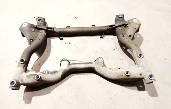 Mercedes-Benz C AMG W204 Front subframe