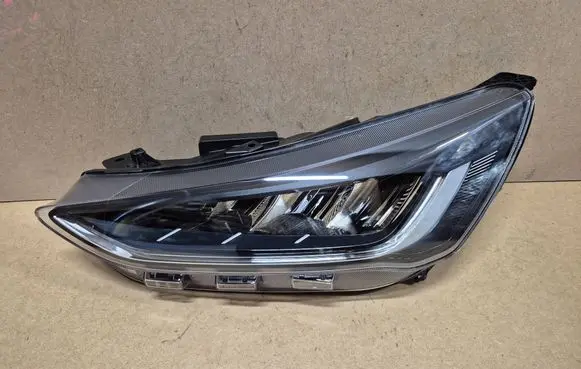 Ford Focus Headlight/headlamp NX7B13E015CD