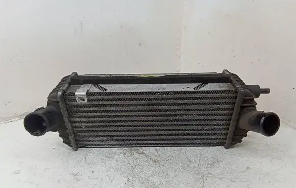 Hyundai ix35 Intercooler radiator 282702A850