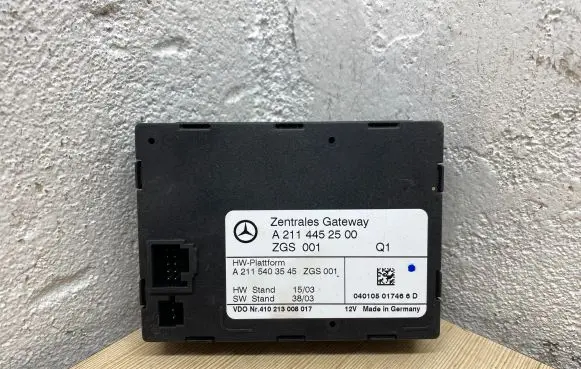 Mercedes-Benz SLK R170 Gateway control module A2115403545 410213008017 A2114452500