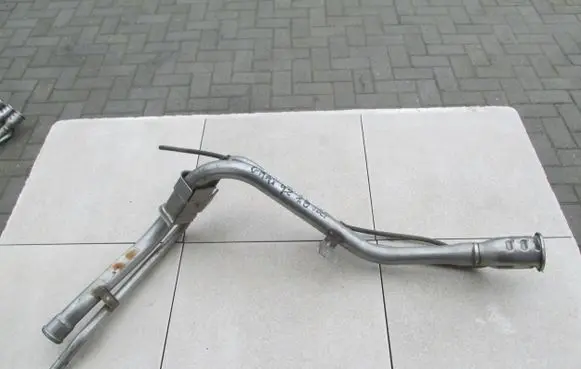 Ford C-MAX I Fuel tank filler neck pipe 