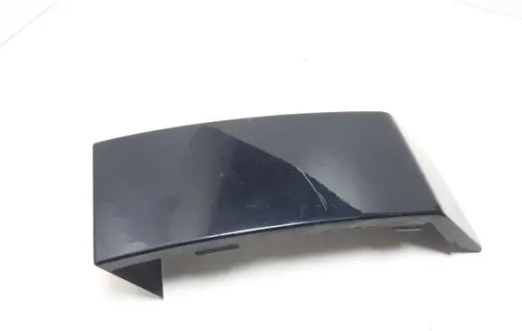 Volvo XC90 Rear/tail light trim molding 8620820