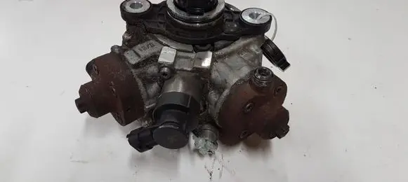Volvo V60 Fuel injection high pressure pump 0445010618 31272896 101030