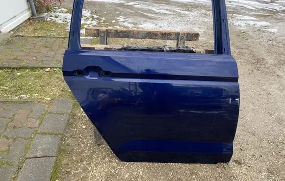 Volkswagen Touran III Front door 5TA833312P