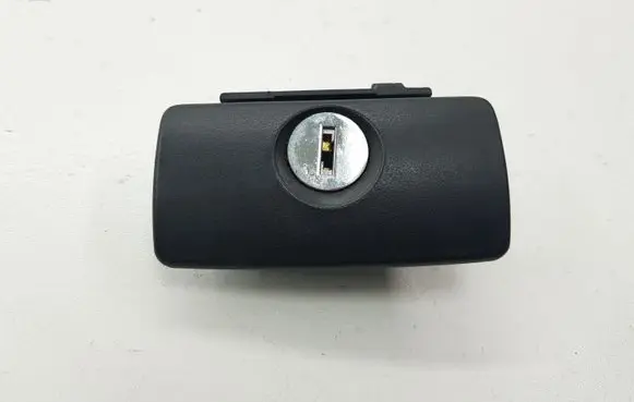 Hyundai Tucson JM Glove box handle 
