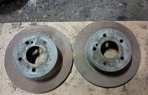 Mercedes-Benz C W203 Rear brake disc