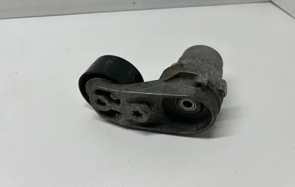 BMW 4 F36 Gran coupe Alternator belt tensioner 7599097