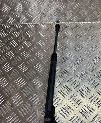 KIA Ceed Tailgate/trunk strut/damper