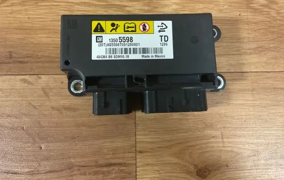 Opel Insignia A Airbag control unit/module 13505598 AS5598T091280601