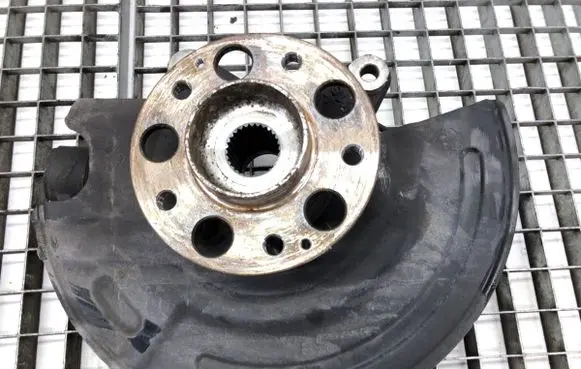 SsangYong Tivoli Front wheel hub spindle knuckle 