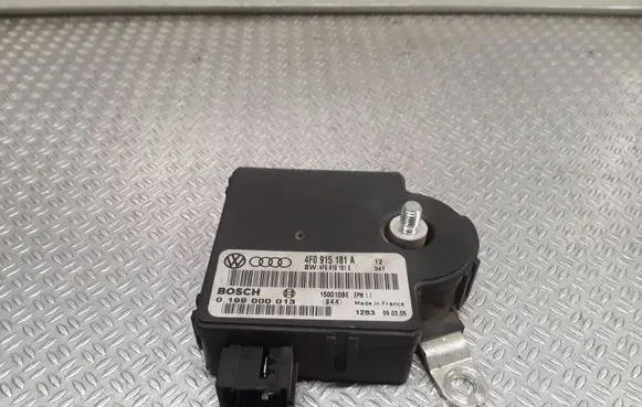 Audi A6 S6 C6 4F Power management control unit 4F0915181A 4F0910181E