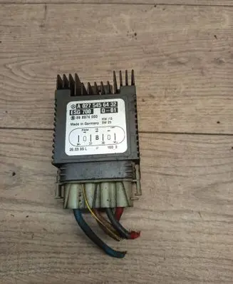 Mercedes-Benz CL C215 Coolant fan relay A0275456432 ESG700 898974000