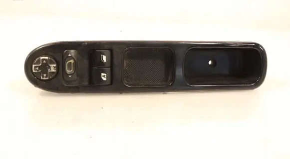 Peugeot 207 Electric window control switch E2986006