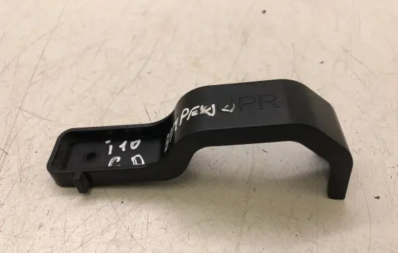 Hyundai i10 Rear bumper mounting bracket 86633K7000