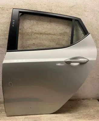 Hyundai i10 Rear door 
